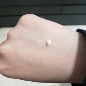 パーフェクトポアカバーはこんな色味です｜化粧品専門店柳屋