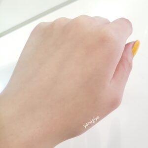 普段KANEBOイルミネイティングセラム(美白美容液)を手の甲にも使っています！透明感のある手元に！｜化粧品専門店柳屋