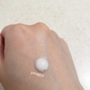 リサージクリアエフェクターはこんなテクスチャー｜化粧品専門店柳屋